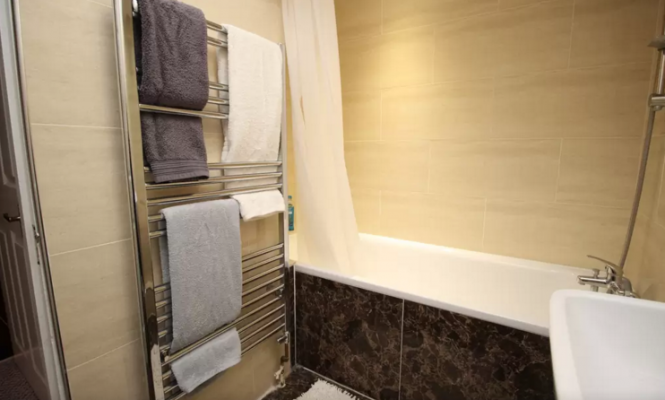 Clean_Safe_Hyde_Park_Apartment_London_Bathroom_timetostay-665x400